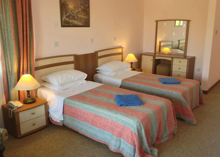 High Life Hotel Kazaphani